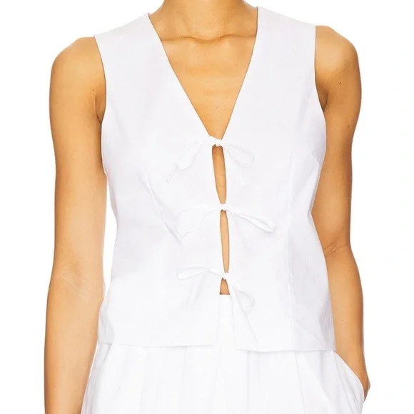 Steve Madden White Tie-Front Tank Top - Picture 1 of 4